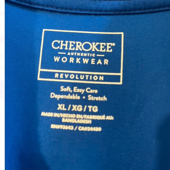 Cherokee Men's uniform Bold Blue Workwear scrubs. - Picture 4 of 6